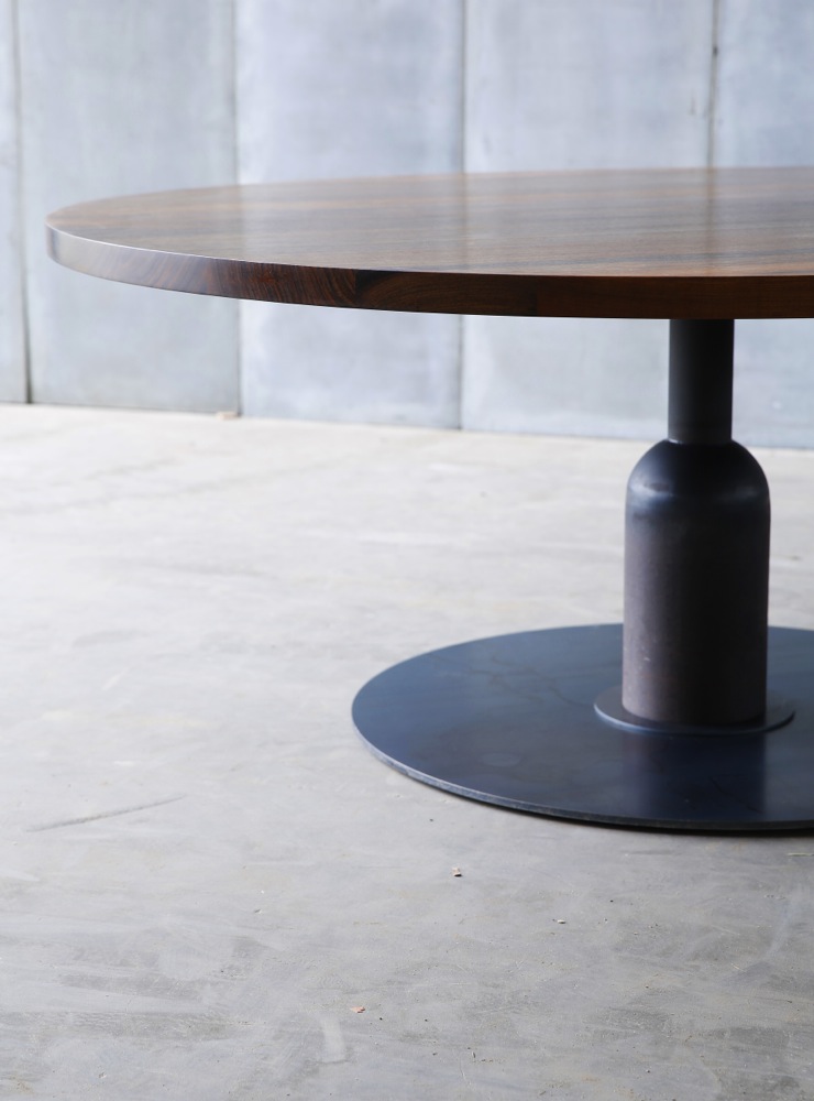 Apollo XXL table - made to measure in African walnut by Heerenhuis