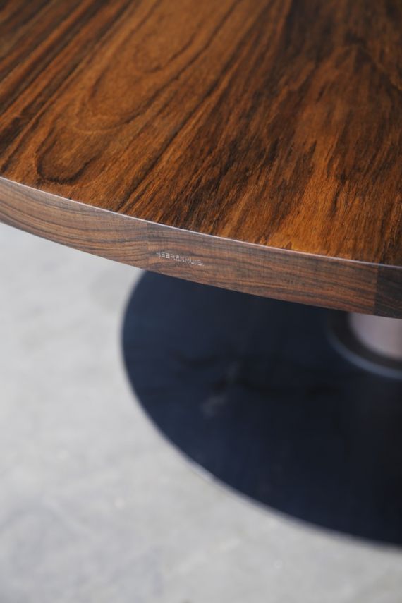 Apollo XXL table – made to measure in African walnut by Heerenhuis