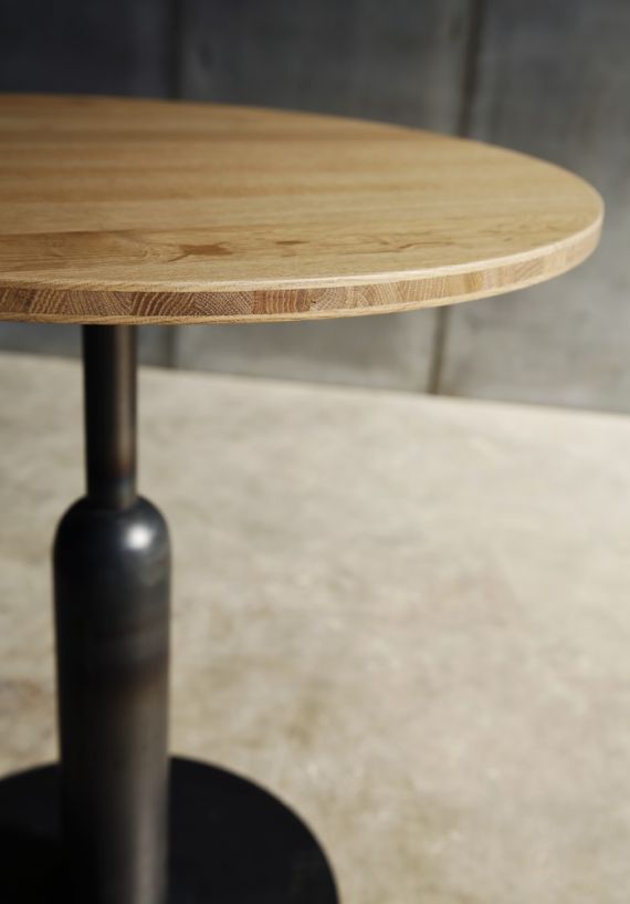 Apollo – a café table in marble, teak or cross laminated oak (detail) by Heerenhuis