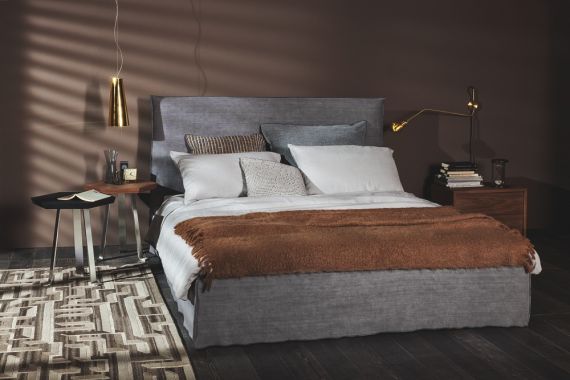 Ghost bed by Paola Navone for Gervasoni