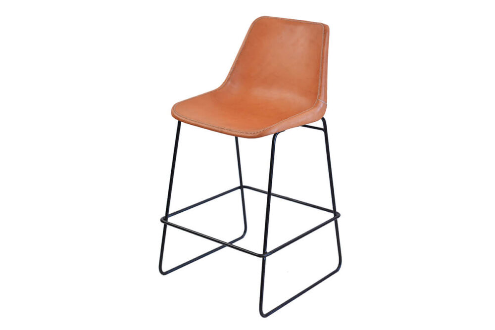 Giron bar stool in natural leather by Sol & Luna