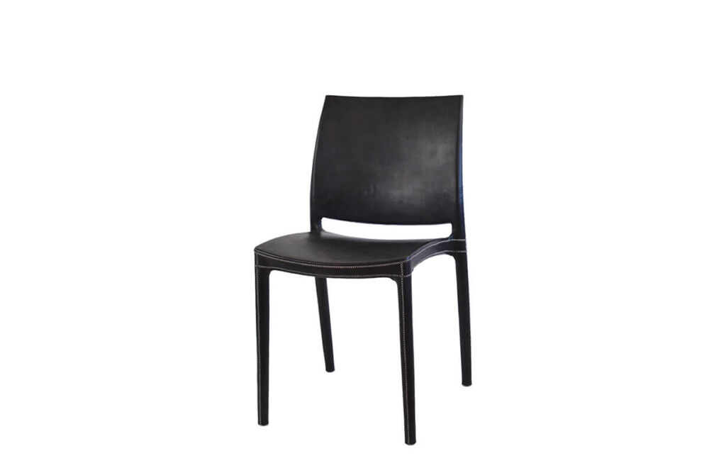 Pinasco dining chair in black leather by Sol & Luna