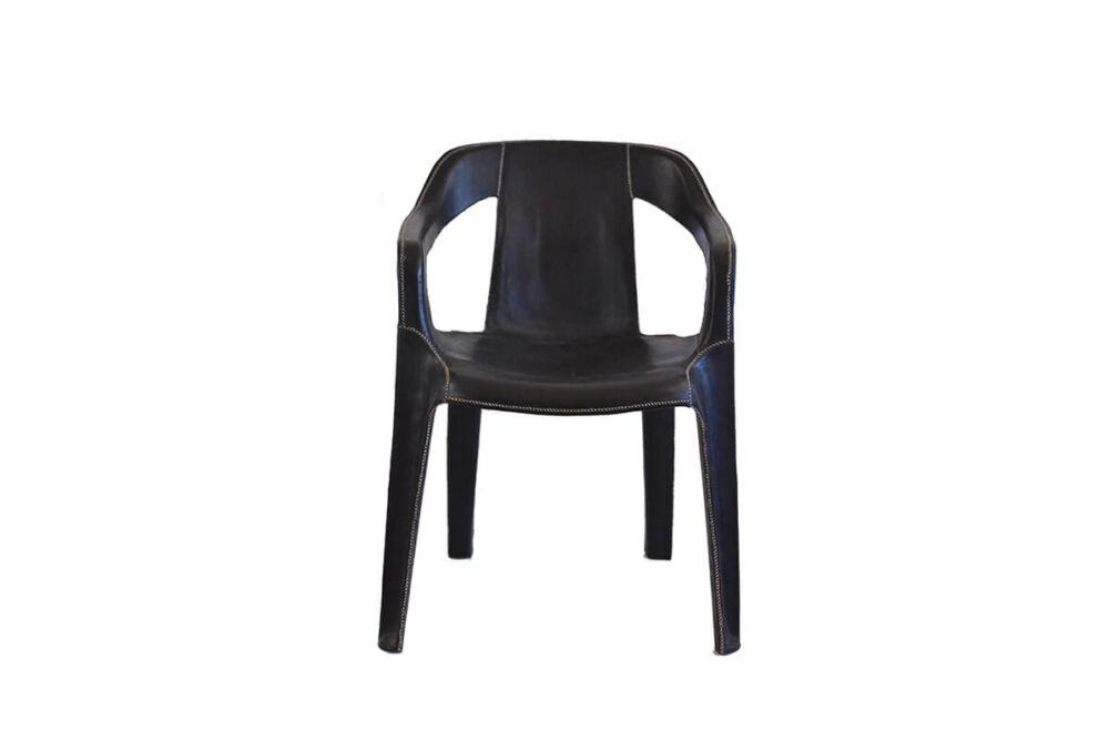Cheap & Chic armchair in black leather by Sol & Luna