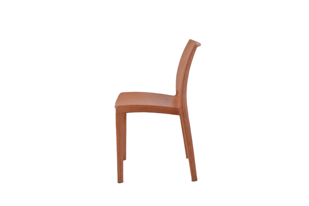 Pinasco dining chair in natural leather by Sol & Luna