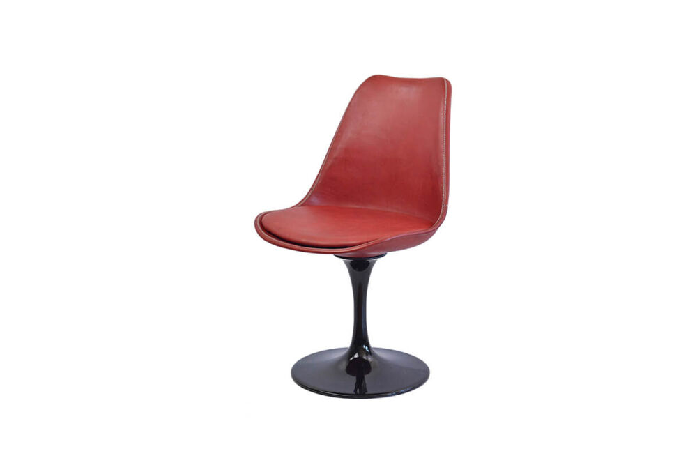 Revolving dining chair in red leather (with black swivel base) by Sol & Luna