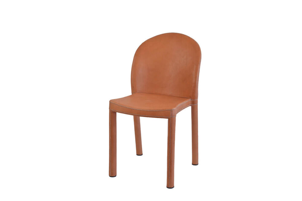 Round chair in natural leather by Sol&Luna