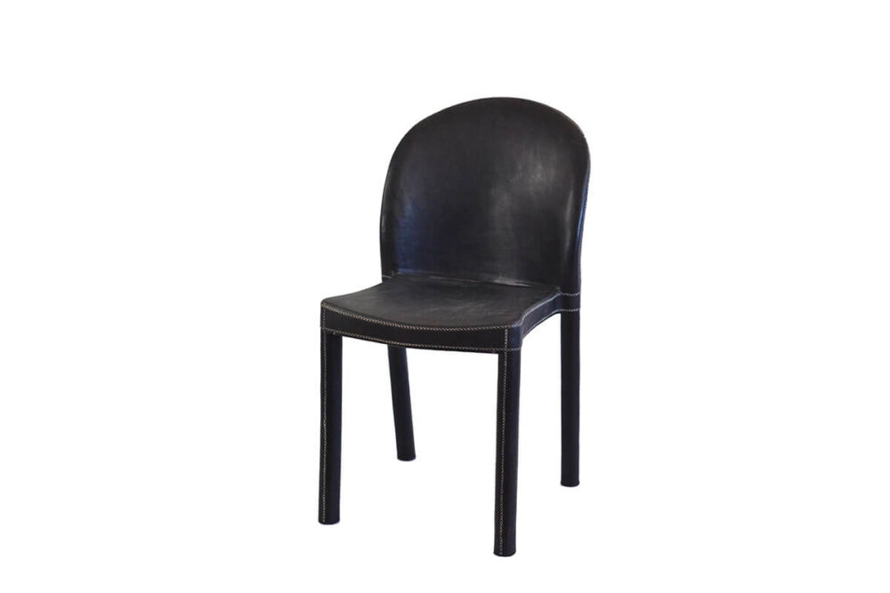 Round chair in black leather by Sol&Luna
